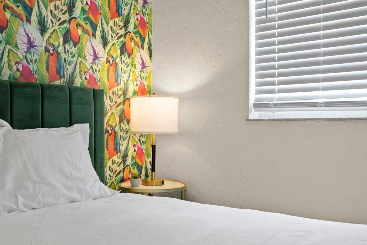 Bayside Safari 1Bed 1 Bath Apartment Tampa Exterior foto